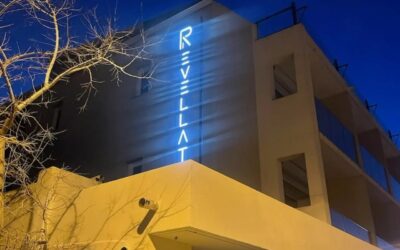 [Enseigne lumineuse] Hôtel Revellata∗∗∗